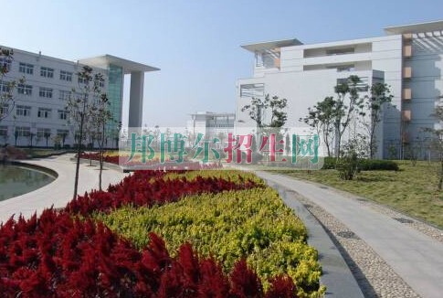 江西中醫(yī)藥高等?？茖W(xué)校