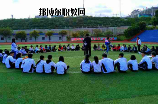 肇慶商務(wù)技工學(xué)校2020年報(bào)名條件、招生要求、招生對象