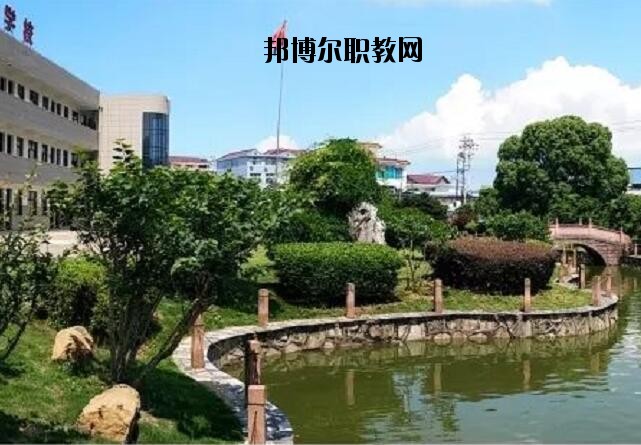 寧?？h雙林職業(yè)學(xué)校2020年招生辦聯(lián)系電話